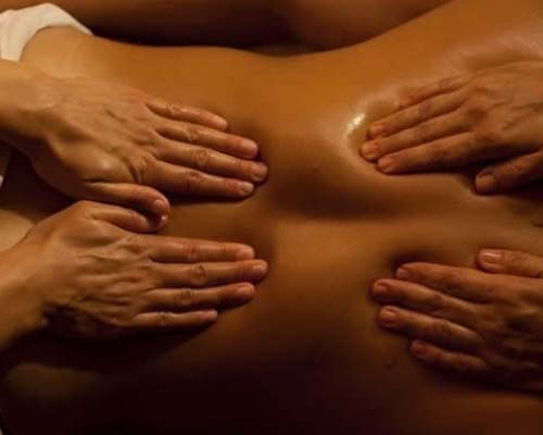 four hands massage service in Dubai 